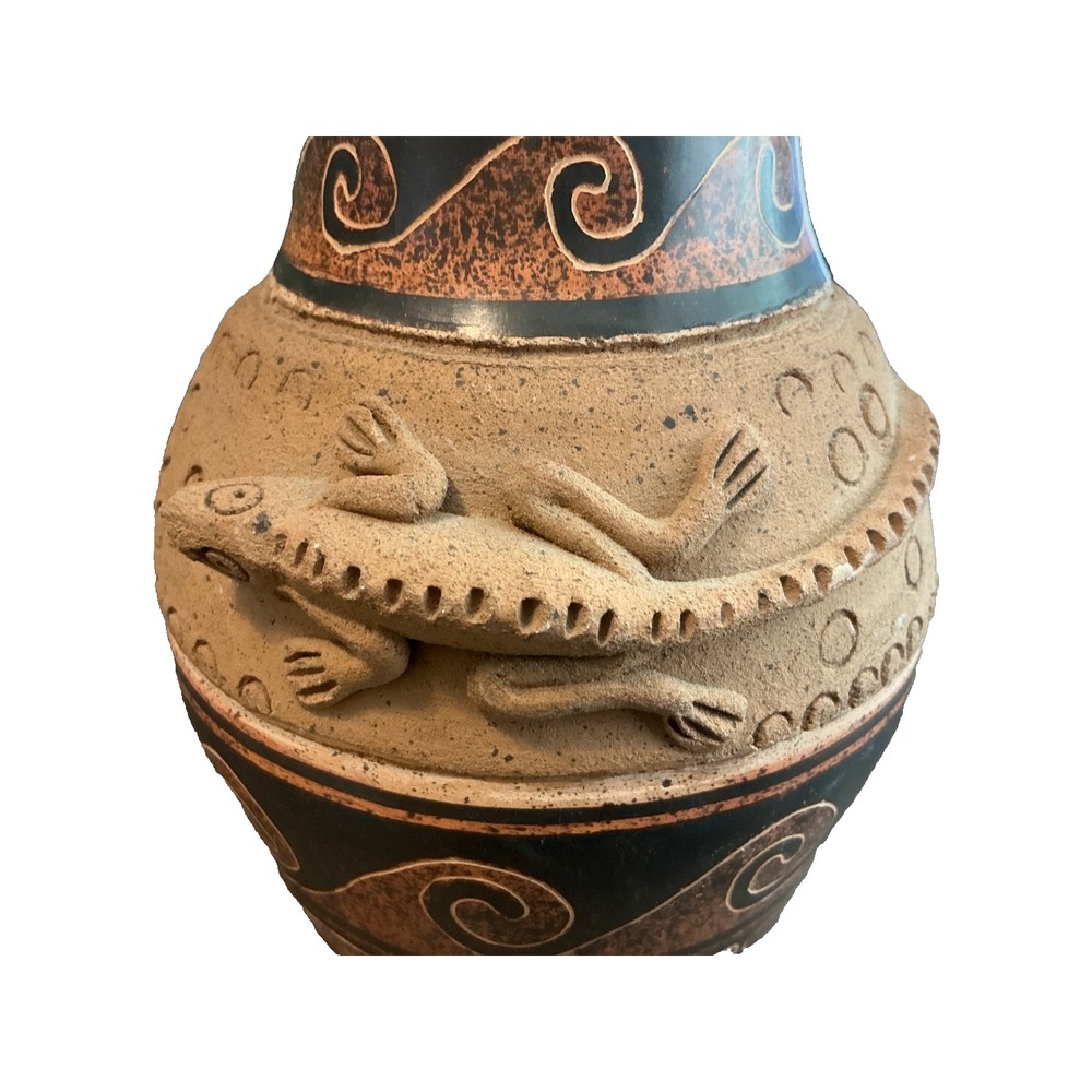 Clay Pottery Guaitil Guanacaste Costa Rica Vase Signed Handmade 10"T 3D Lizard - Picture 2 of 4